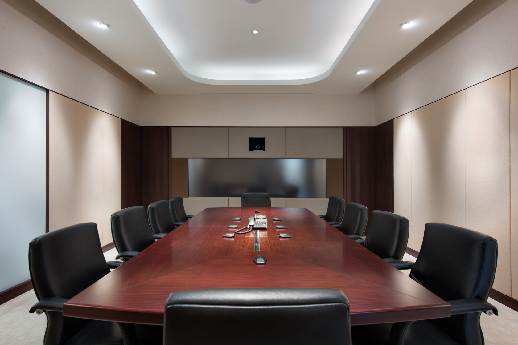 Phihong office environment, featuring modern design and comfortable spaces that foster innovation and collaboration.